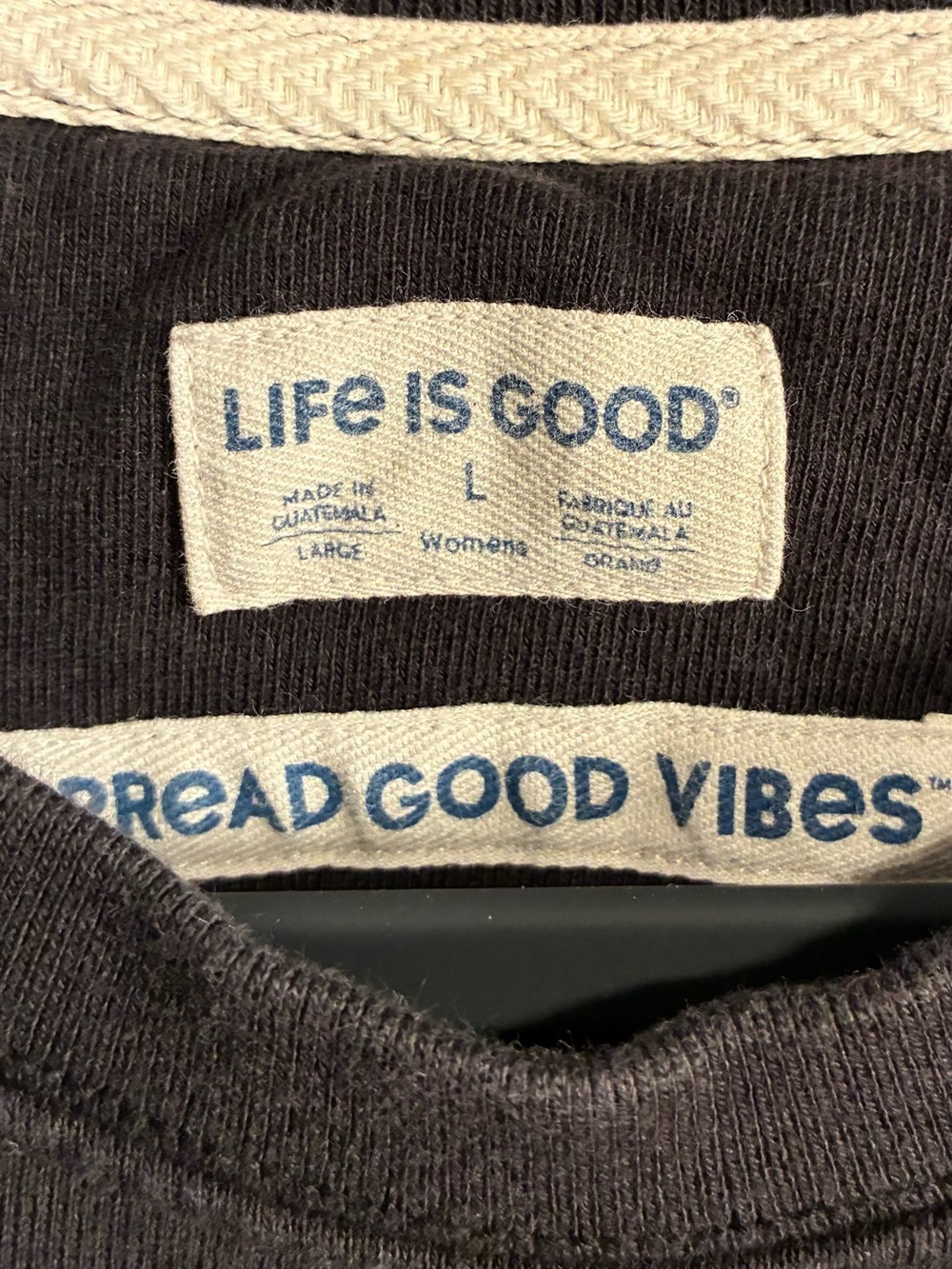 Life Is Good Black Crewneck Sweatshirt with Multicolor Stars Large - Picture 3 of 3